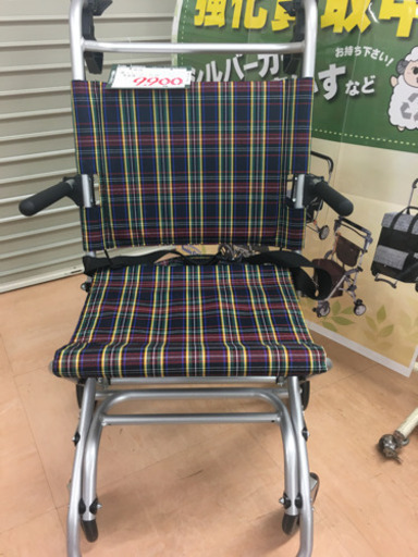 介助用車椅子 【0015】