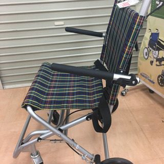 介助用車椅子 【0015】の画像