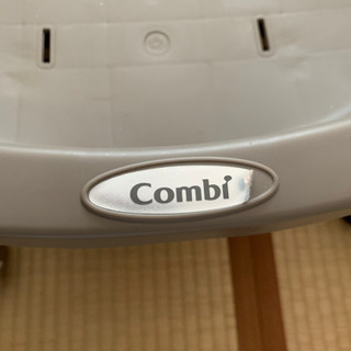 コンビ　ネムリラ　ハイローチェア　手動タイプの画像