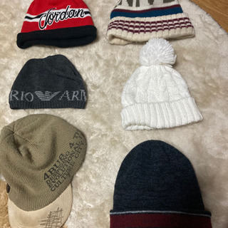 冬物ニット帽バラ売り最終値下げです。
