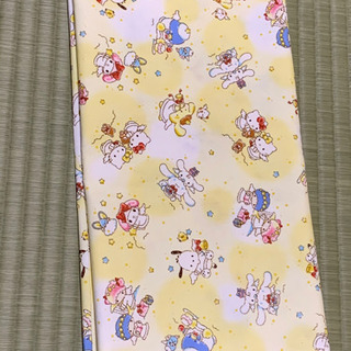 生地　サンリオ　キティちゃん　キキララ　シナモンロール　ポムポムプリン