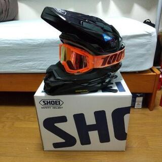 【美品】オフロードヘルメットとゴーグル