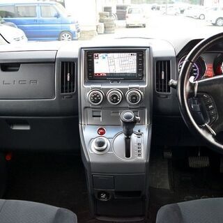 CV5W 三菱 デリカD:5 切替4WD　車検は満タン2年付　HDDナビ/フルセグTV/DVD/バックカメラ　フリップダウンモニター　エンジンスターター　デフロック　両側パワースライドドア　タイミングチェーン　寒冷地仕様車　北海道/旭川　６４８,０００円！！の画像