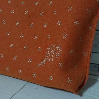 フェルトトートの画像