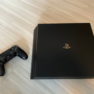 PS4 Pro 1TB (CUH-7200BB01) 中古品