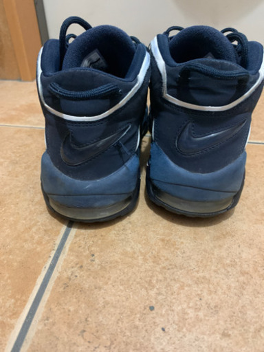 ナイキ　モアテン　NIKE モアアップテンポ　