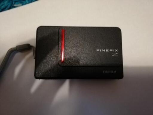 【デジカメ】FUJIFILM　FINEPIX Z300