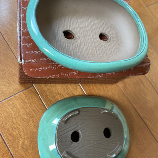 取引中　ミニ盆栽鉢2つ