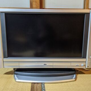 説明書もマウスもキーボードもついてます。