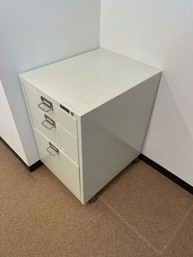 オフィス　デスク　引き出し　中古