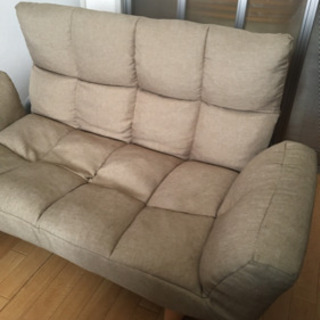 2人掛けソファ【お届けも可能です】の画像