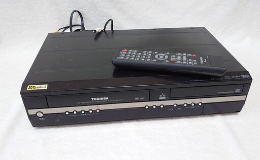 東芝TOSHIBA VTR一体型DVDレコーダー D-VR7 説明書＆リモコン付　動作未確認