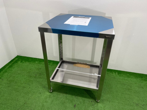 未使用保管品　業務用　ステンレス　作業台　中棚可動式　W５９０ｘＤ５５０ｘＨ８００ｍｍ