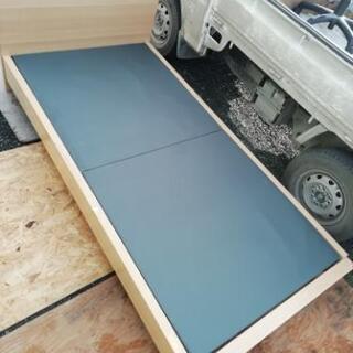 木製シングルベッド　