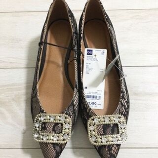 新品◆ＧＵレディースデコレーションバックルパンプスＭサイズ