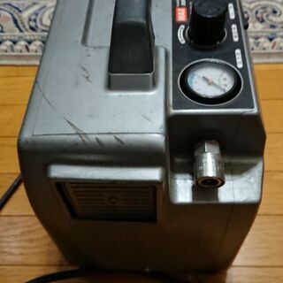 エアーコンプレッサーの画像