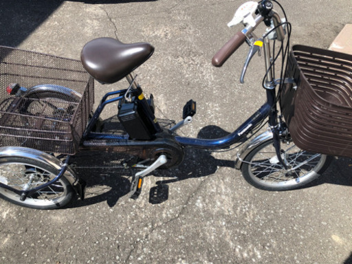 Panasonic 電動三輪自転車 ビビライフ　速度切替、前後カゴ付き