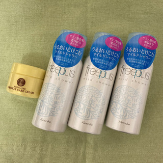 【お取引終了】カネボウ　フリープラス　マイルドシャワー☆５０g×...