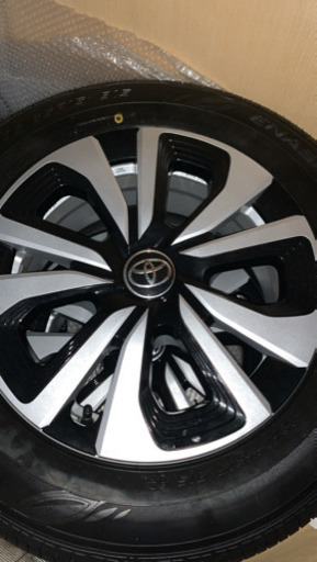 新型プリウス 純正タイヤ 4本セット(セール中)