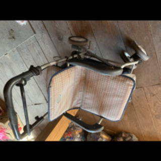 手押し車▲乳母車！お年寄り！高齢者！シルバーカー！お買い物！散歩に！