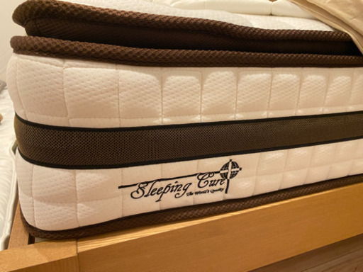 ダブルベッドお探しの方！