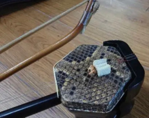 二胡一式　本蛇皮
