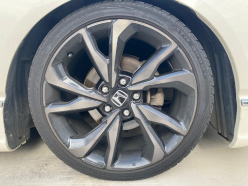 売ります 。シビック純正　FK7タイヤホイールセット。