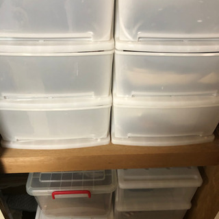 プラスチック収納ケース