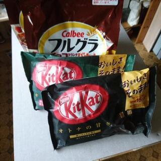 フルグラとキットカットの画像