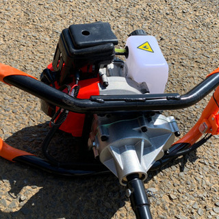 エンジンオーガー　エンジン穴掘り機　お好きなサイズドリル1本付き 　52CC くい打ち、植樹、種まき、木の根っこを掘る 新品の画像