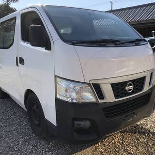 NV350 キャラバン 2000ガソリン ホワイト 12.4万キ...