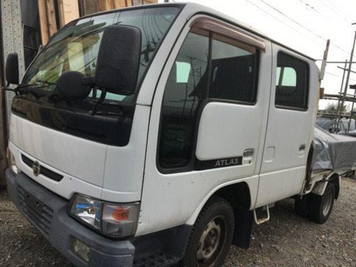 ニッサンアトラス ダブルキャブ