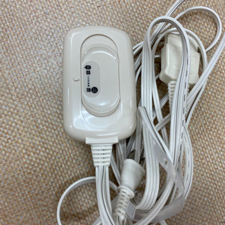 【無料で差し上げます☺️❗️】電気ひざ掛け コイズミ KDH-5097/Pの画像