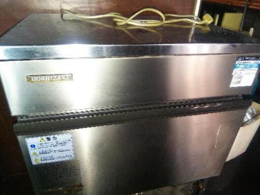 ホシザキ製氷機決まりました