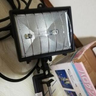 (美品)(超超超激安)♦️ハロゲン投光器バイス式♦️パネルライト...