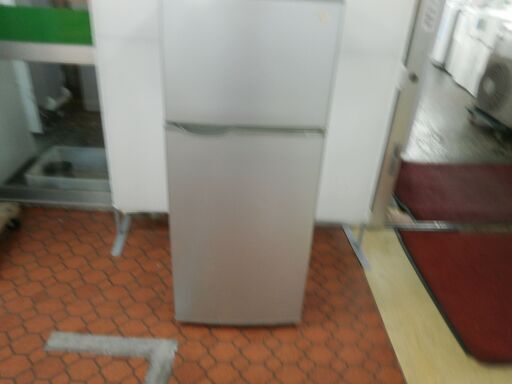 ID　956944　２ドア　シャープ　１１８L ２０１５nen　冷凍庫内ヒビあり　SJ-H12Y-S