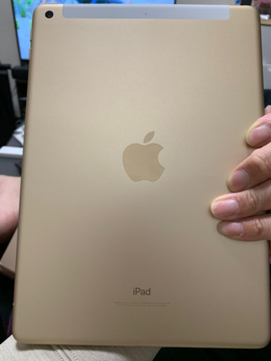 iPad 第5世代　32GB ゴールド