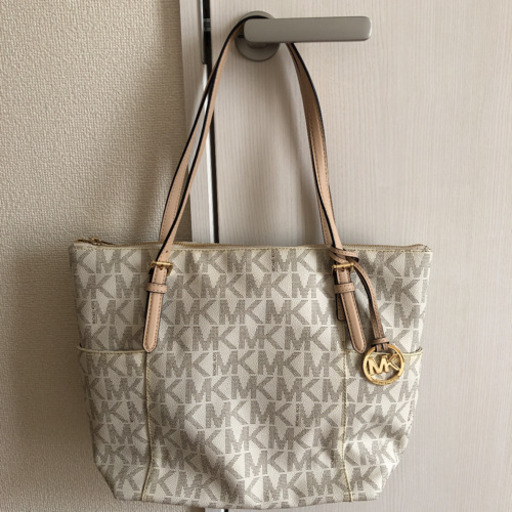 お値下げ★マイケルコース　トートバッグ　Michael Kors