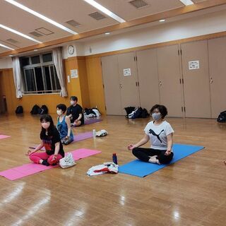 ズンバ＆ヨガのフィットネスサークル【Vivace】4月カレンダー