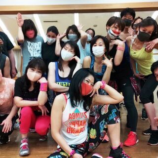 ズンバ＆ヨガのフィットネスサークル【Vivace】4月カレンダーの画像