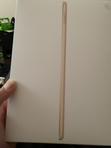 iPad 第5世代　32GB ゴールド