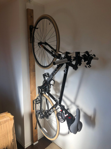 ルイガノ　クロスバイク　美品　室内保管用の壁掛け置きセット