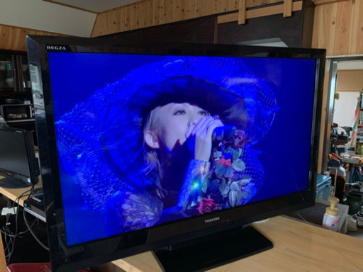 TOSHIBA REGZA40型液晶テレビ