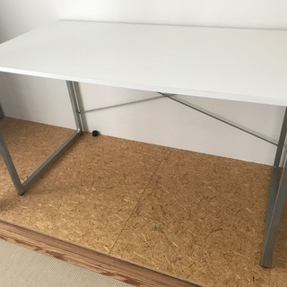 取来人限定！パソコンデスクセット　まだまだ使えます。の画像