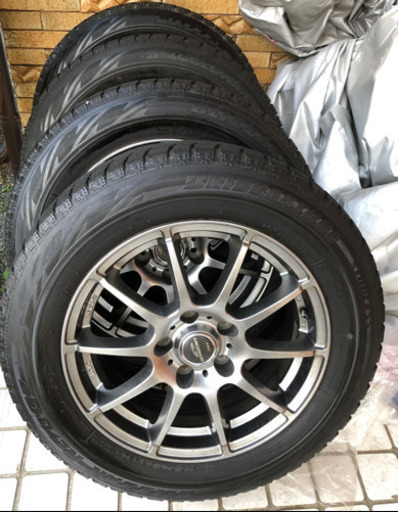 値下:アルミホイルとスタッドレスタイヤ、プリウスαで使用