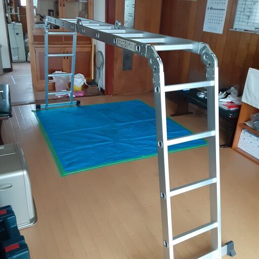 決まりました　脚立　未使用保管品