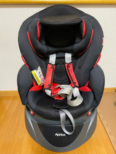 チャイルドシート　アップリカ　4月中!