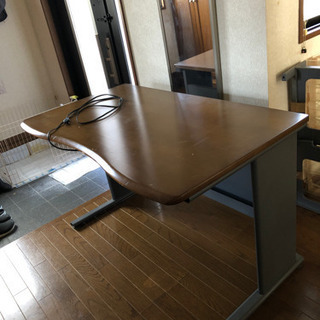 パソコンデスク