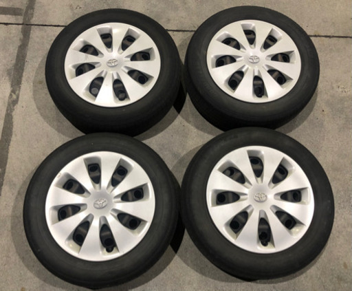 アクアノーマルタイヤ　175/65R15 4本