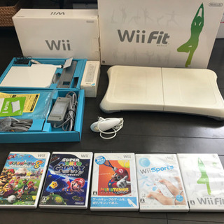 Wii本体＋Wii fit ＋ソフト5個セット